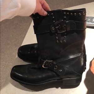 Stuart weitzman size 5.5 boots
